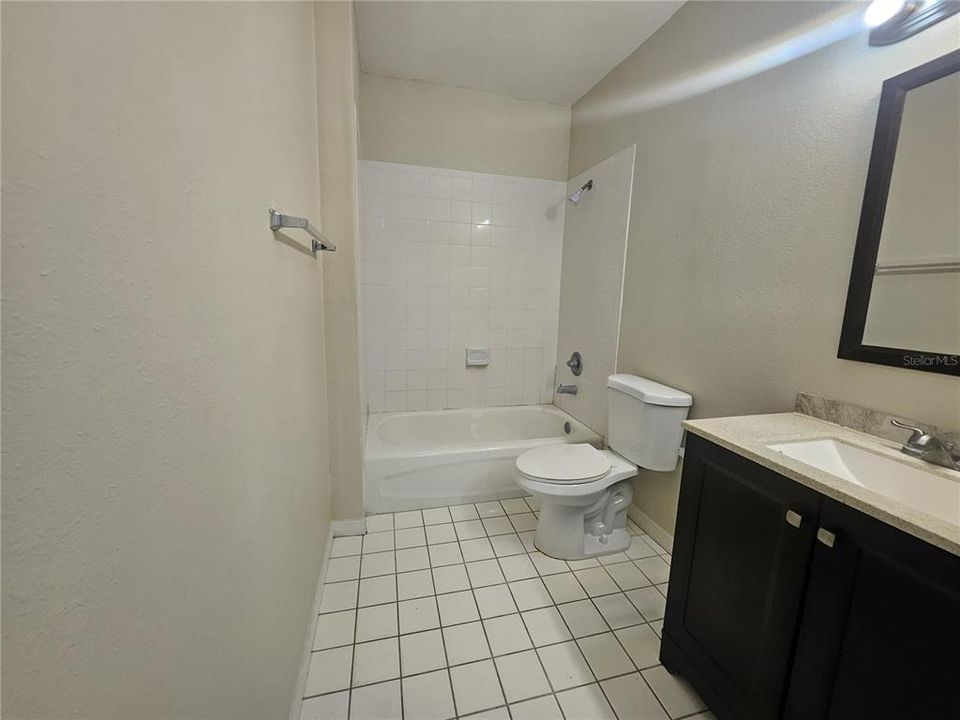 В аренду: $1,750 (3 спален, 2 ванн, 1200 Квадратных фут)