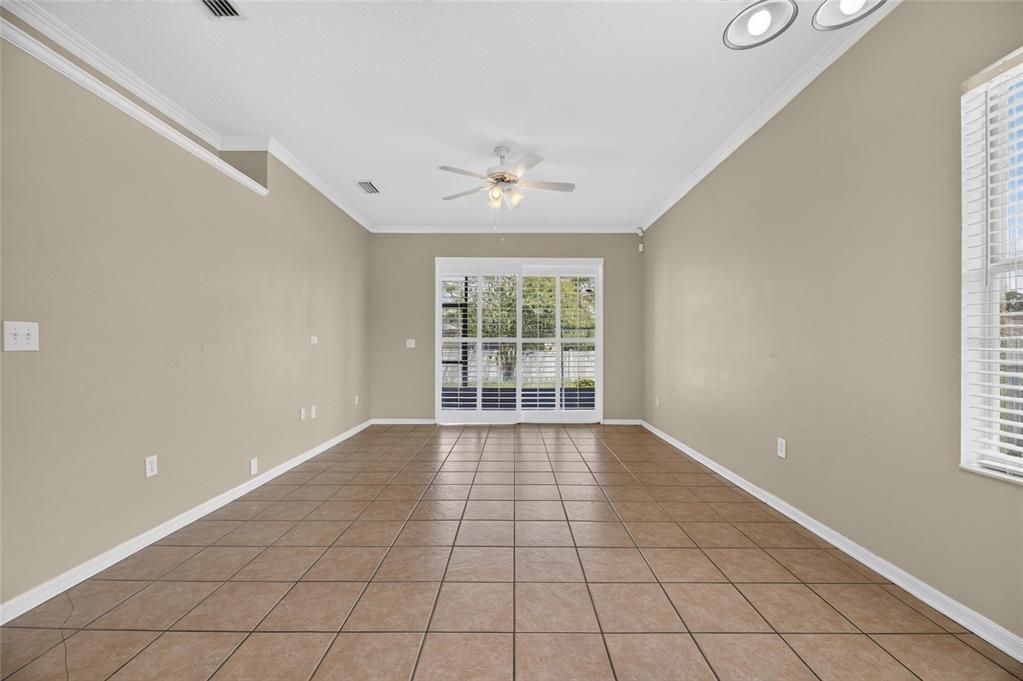 For Sale: $443,950 (4 beds, 2 baths, 1946 Square Feet)
