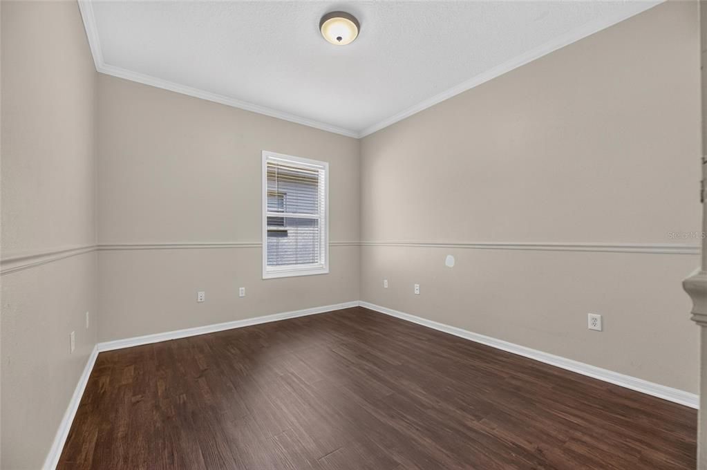 For Sale: $443,950 (4 beds, 2 baths, 1946 Square Feet)
