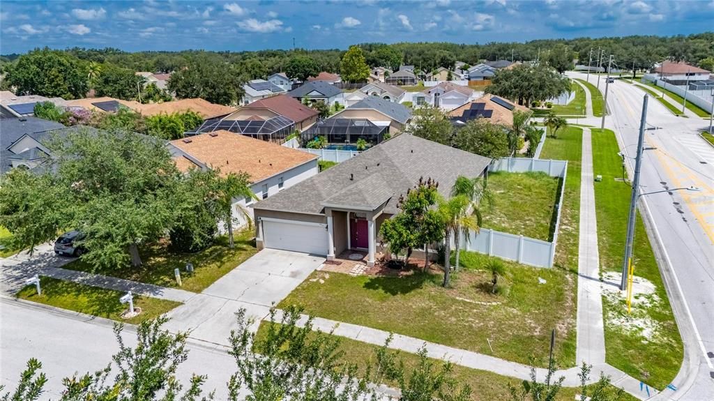 For Sale: $443,950 (4 beds, 2 baths, 1946 Square Feet)