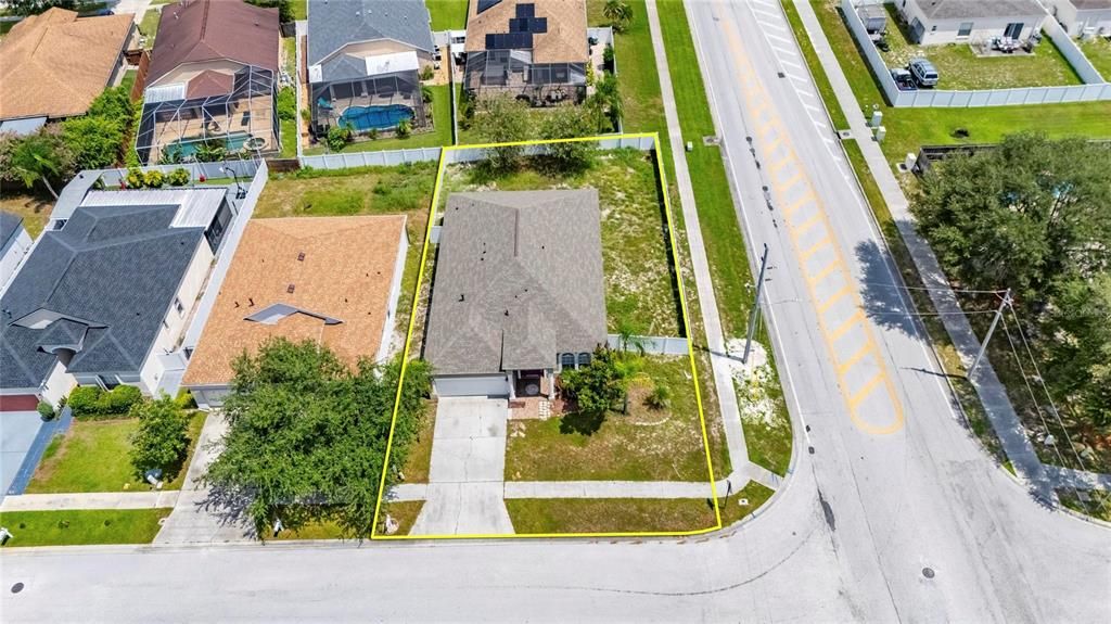 For Sale: $443,950 (4 beds, 2 baths, 1946 Square Feet)
