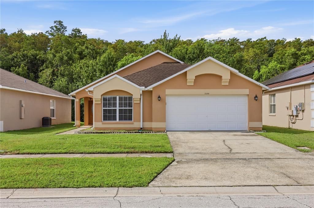 For Sale: $345,000 (3 beds, 2 baths, 1684 Square Feet)