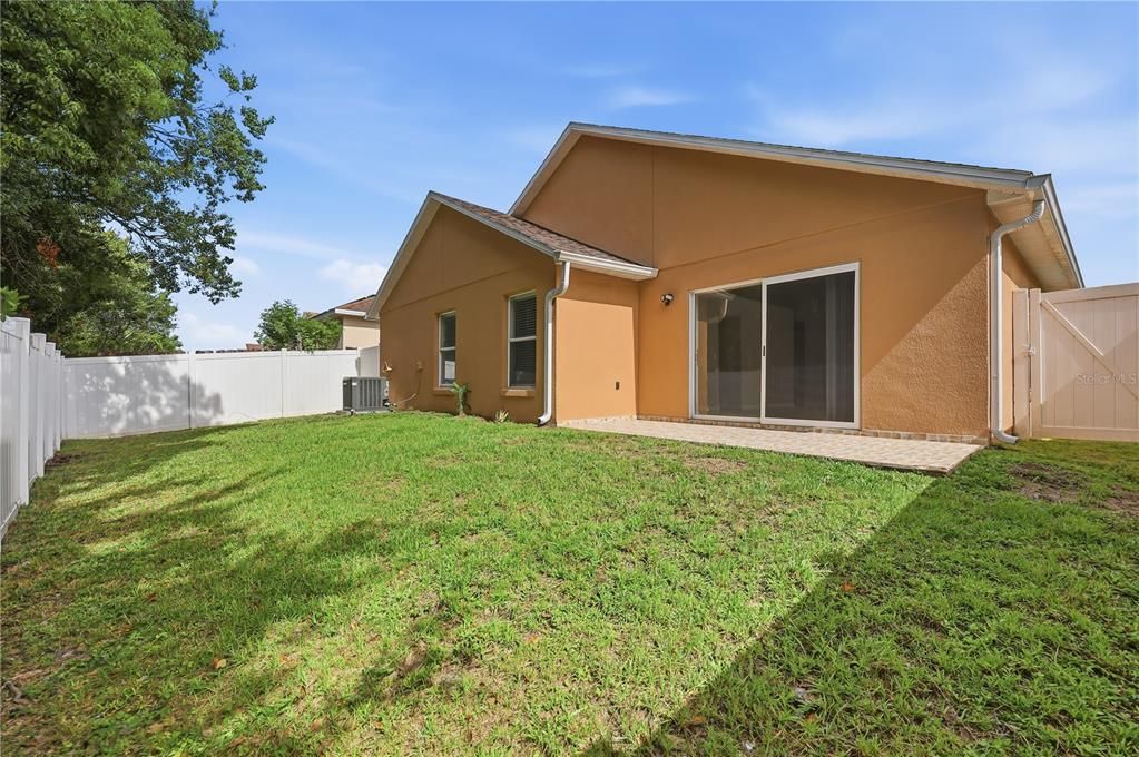 For Sale: $345,000 (3 beds, 2 baths, 1684 Square Feet)