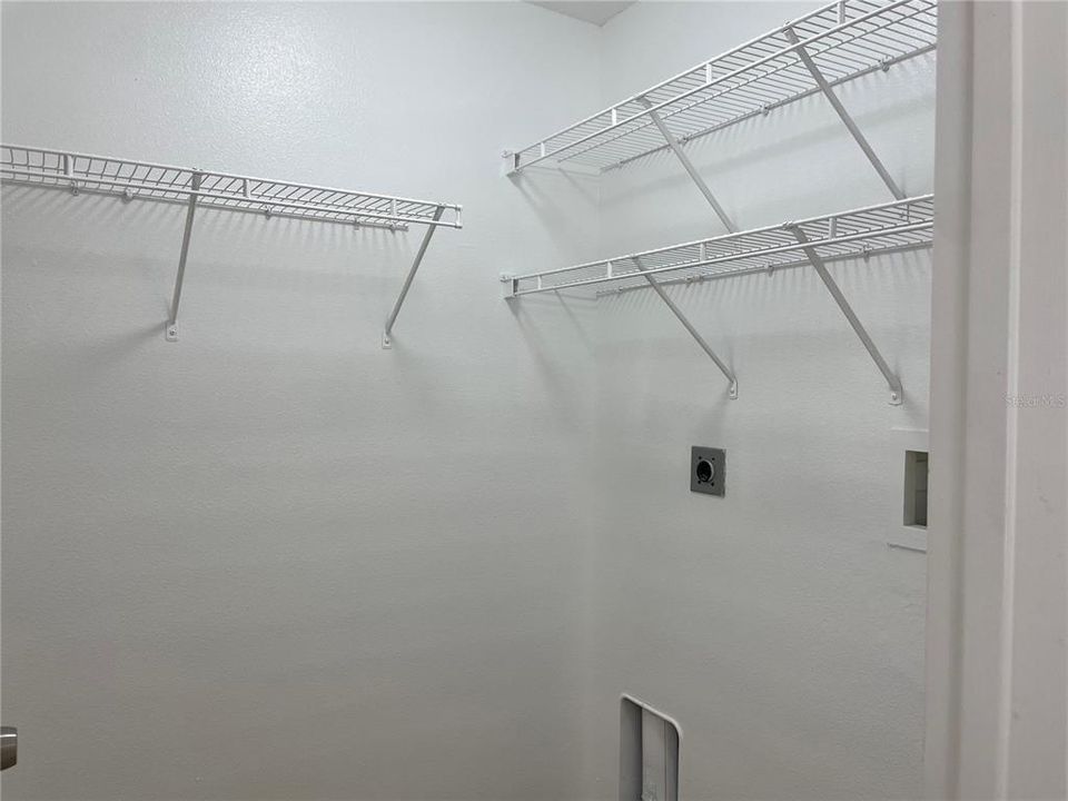 For Sale: $374,900 (3 beds, 2 baths, 1650 Square Feet)