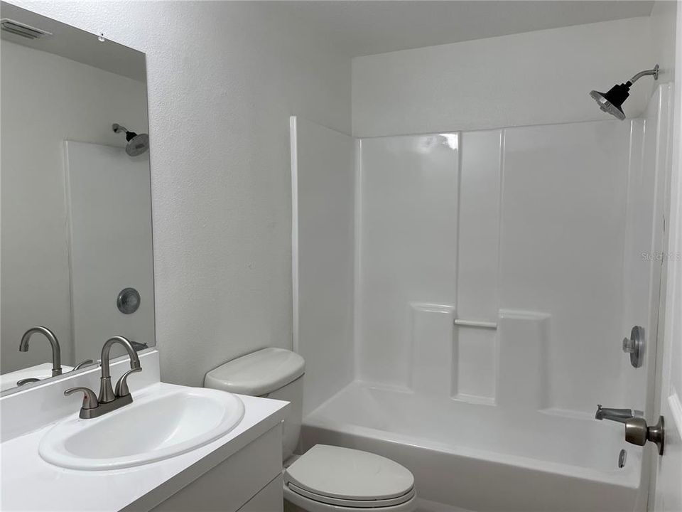 For Sale: $374,900 (3 beds, 2 baths, 1650 Square Feet)