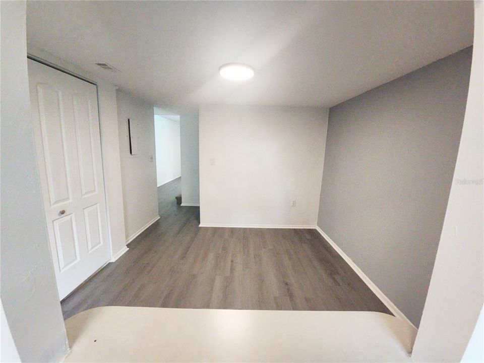 For Rent: $1,650 (2 beds, 1 baths, 1098 Square Feet)