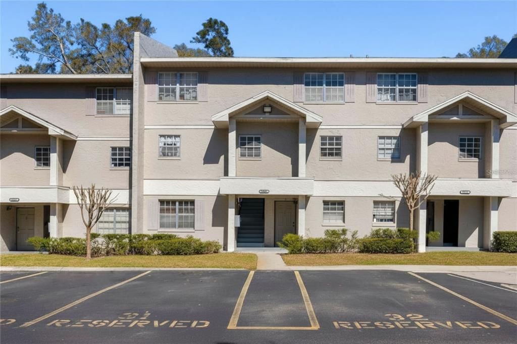 For Rent: $1,650 (2 beds, 1 baths, 1098 Square Feet)