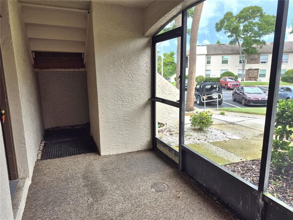 For Rent: $1,500 (2 beds, 2 baths, 900 Square Feet)
