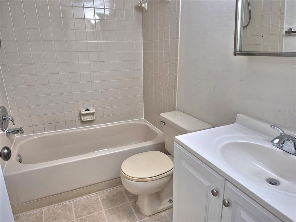 For Rent: $1,500 (2 beds, 2 baths, 900 Square Feet)