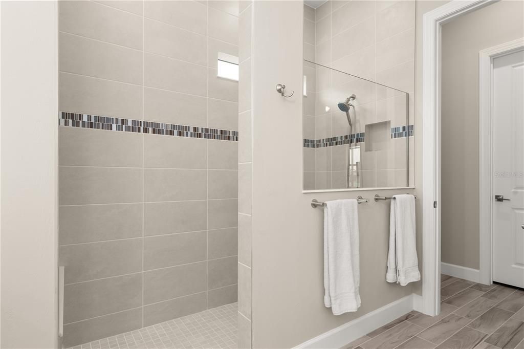 For Sale: $1,130,000 (3 beds, 3 baths, 2797 Square Feet)