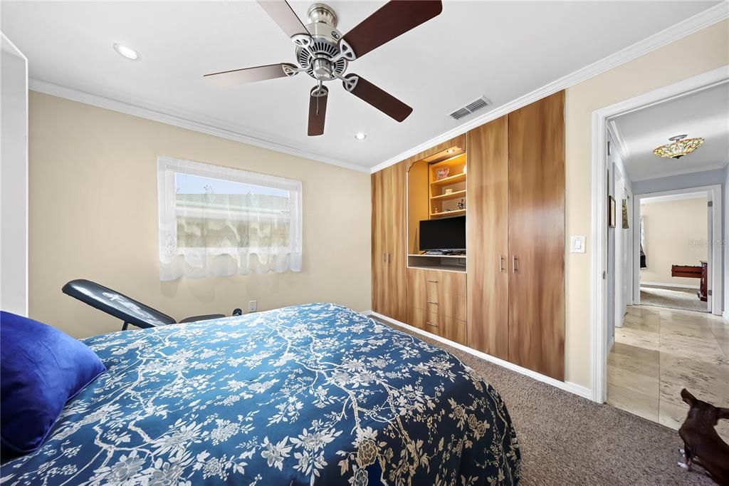 Activo con contrato: $349,900 (3 camas, 2 baños, 1419 Pies cuadrados)