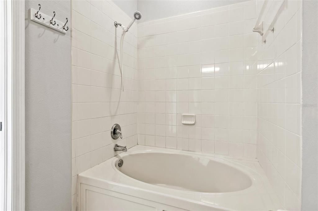 En Venta: $259,000 (2 camas, 2 baños, 1205 Pies cuadrados)