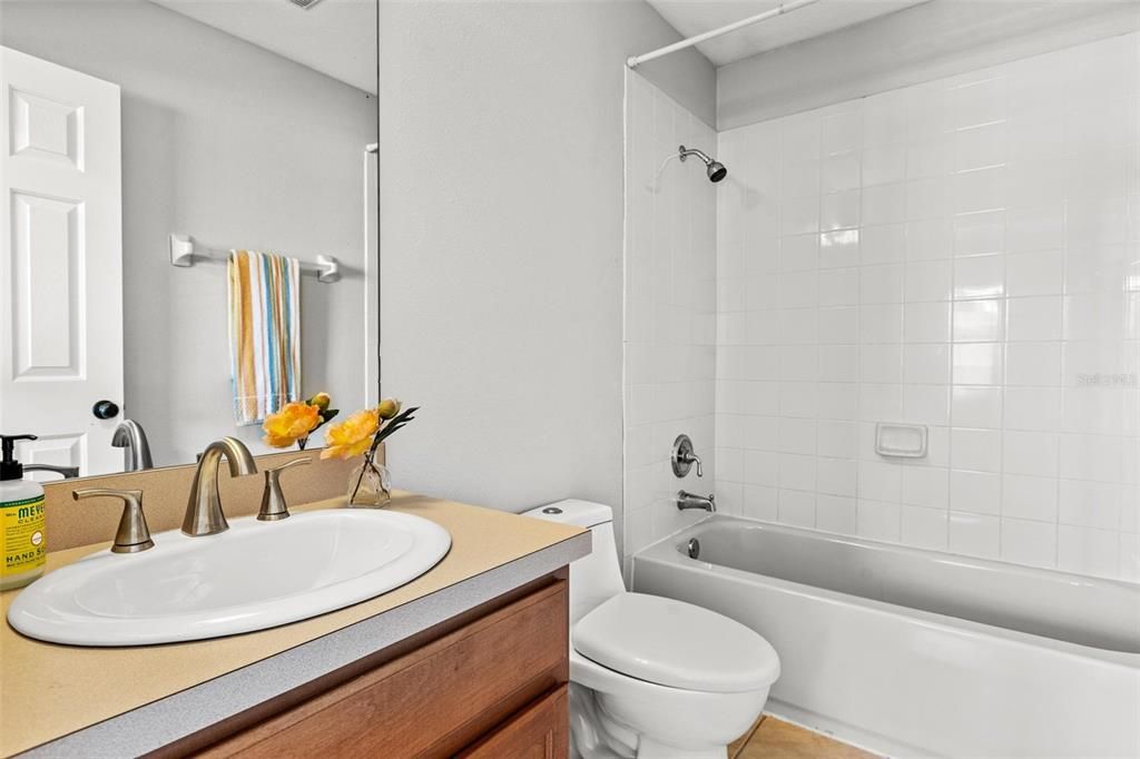 En Venta: $259,000 (2 camas, 2 baños, 1205 Pies cuadrados)