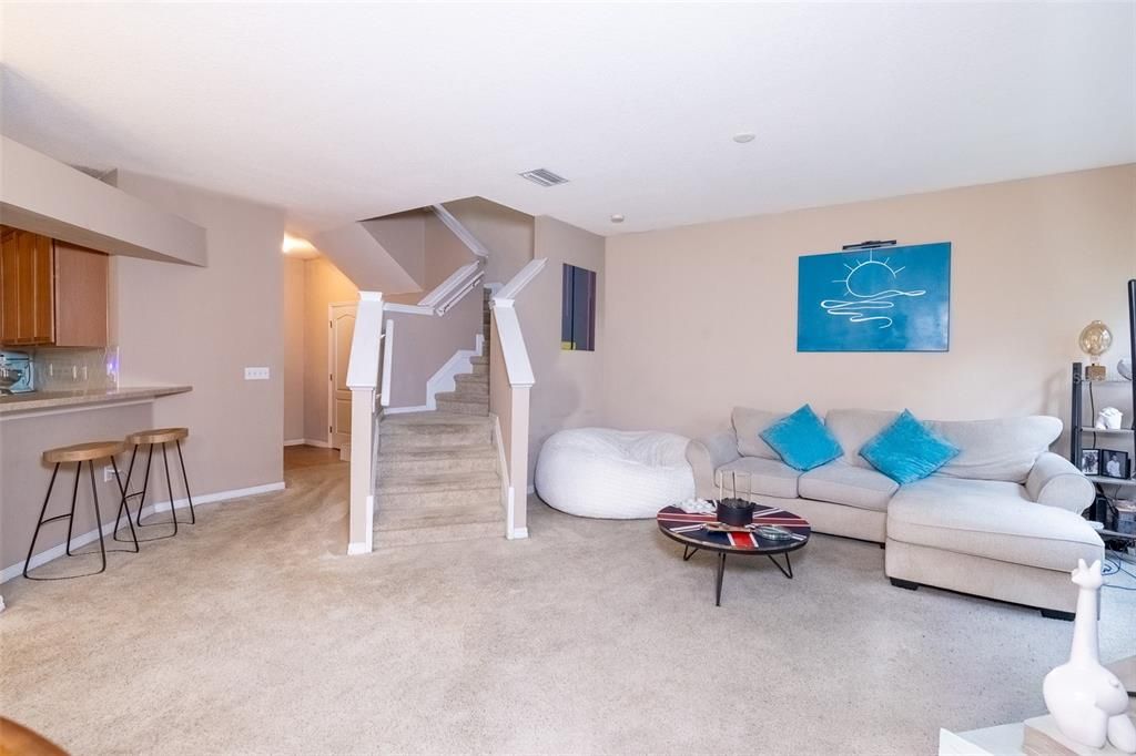 For Sale: $259,900 (3 beds, 2 baths, 1609 Square Feet)