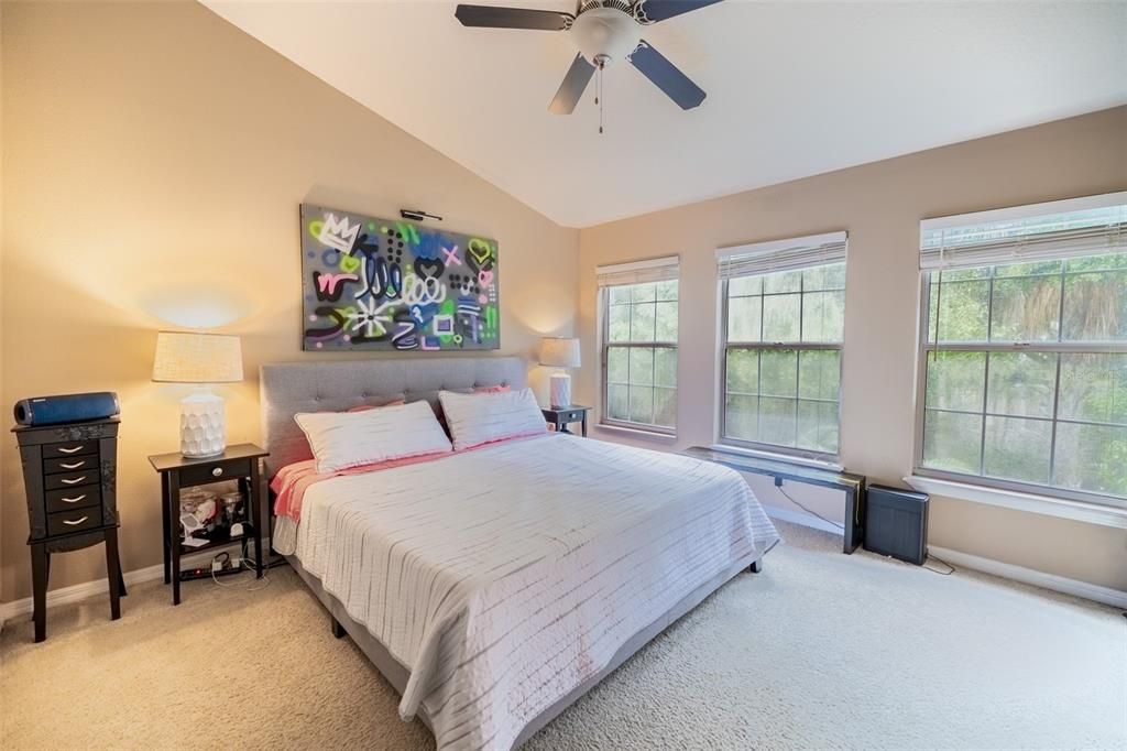 For Sale: $259,900 (3 beds, 2 baths, 1609 Square Feet)