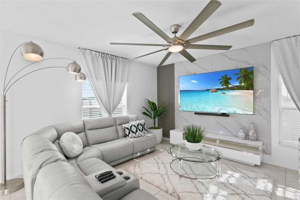 For Rent: $2,200 (4 beds, 2 baths, 1933 Square Feet)