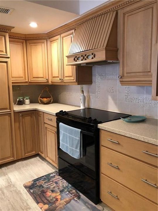 For Rent: $6,000 (2 beds, 2 baths, 1298 Square Feet)