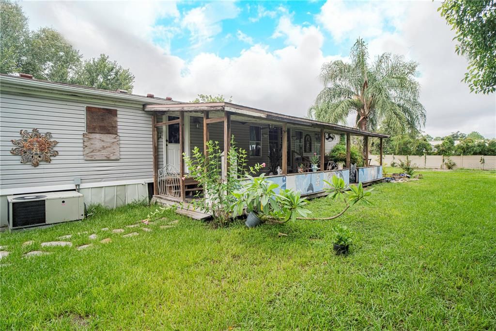 Active With Contract: $675,000 (3 beds, 1 baths, 1440 Square Feet)