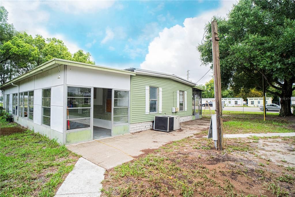 Active With Contract: $675,000 (3 beds, 1 baths, 1440 Square Feet)