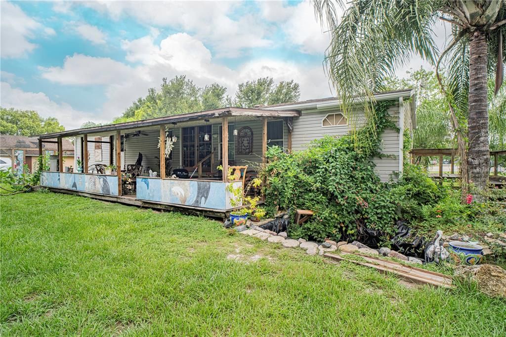 Active With Contract: $675,000 (3 beds, 1 baths, 1440 Square Feet)