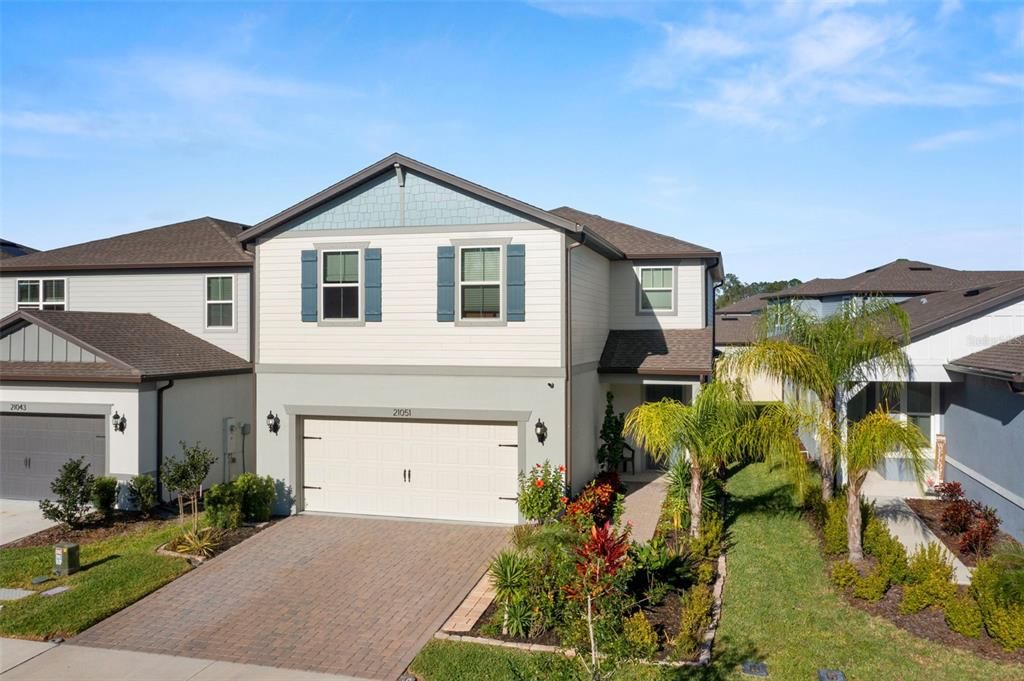 For Rent: $3,099 (5 beds, 3 baths, 2615 Square Feet)