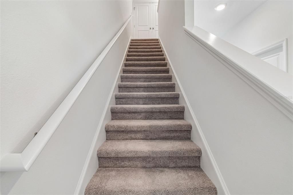 For Rent: $2,200 (3 beds, 2 baths, 1404 Square Feet)