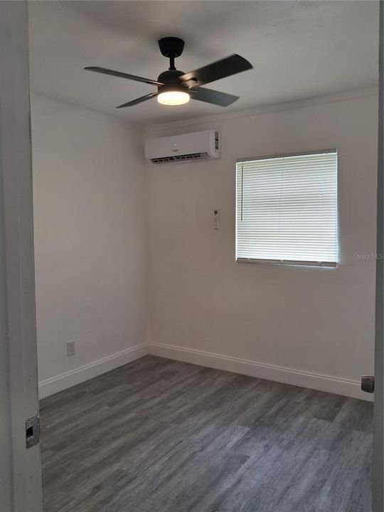 For Sale: $279,900 (3 beds, 2 baths, 1000 Square Feet)