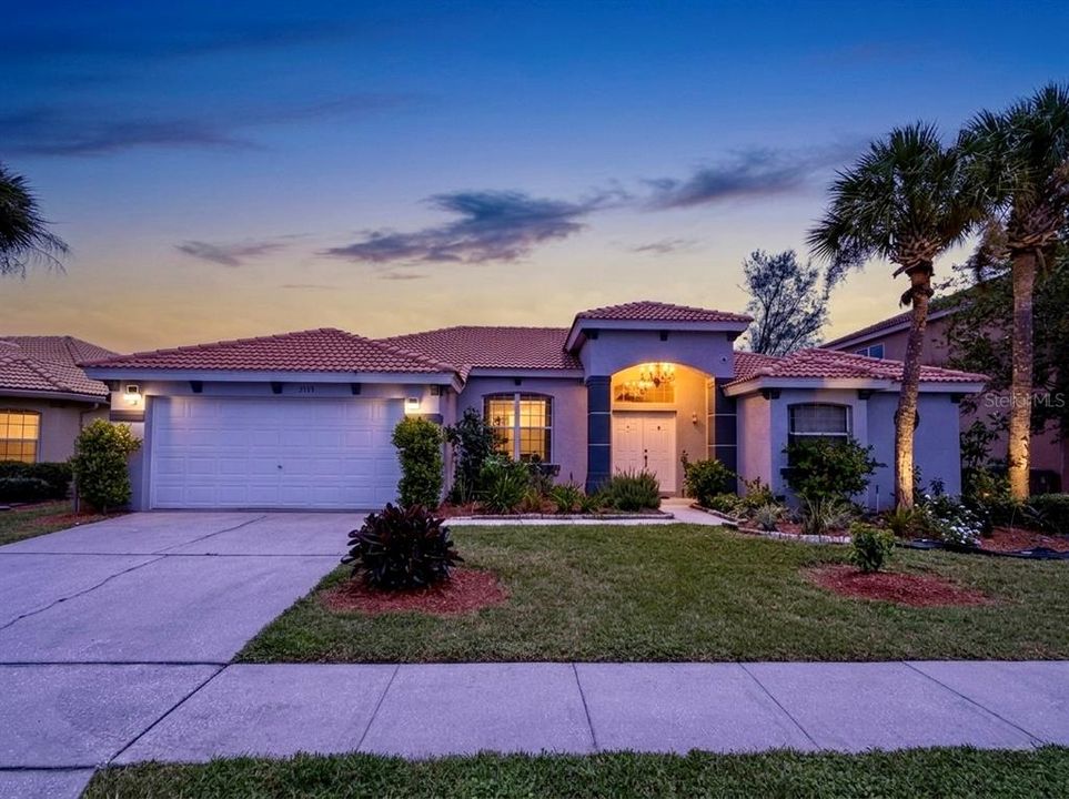 For Sale: $499,900 (4 beds, 3 baths, 2351 Square Feet)