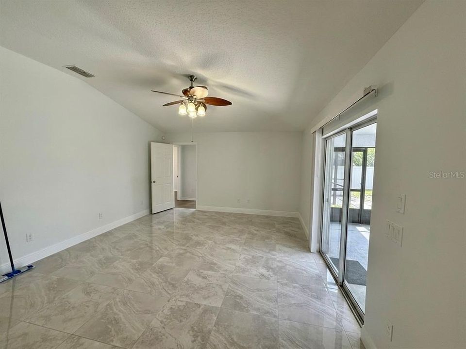 For Sale: $499,900 (4 beds, 3 baths, 2351 Square Feet)