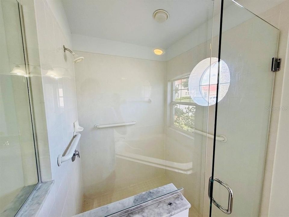 For Sale: $499,900 (4 beds, 3 baths, 2351 Square Feet)
