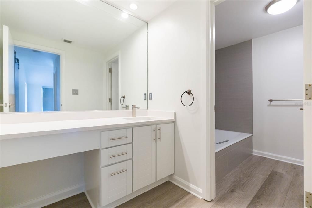 For Rent: $4,800 (2 beds, 2 baths, 1535 Square Feet)