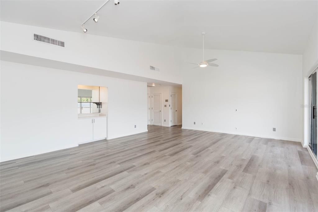 For Rent: $4,800 (2 beds, 2 baths, 1535 Square Feet)