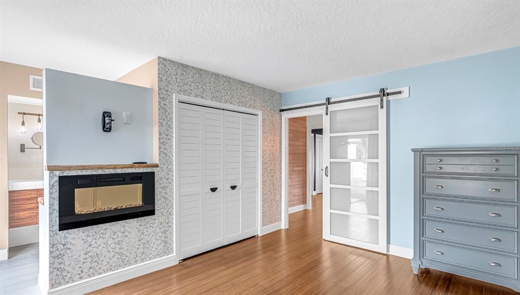 For Rent: $2,700 (2 beds, 2 baths, 1280 Square Feet)