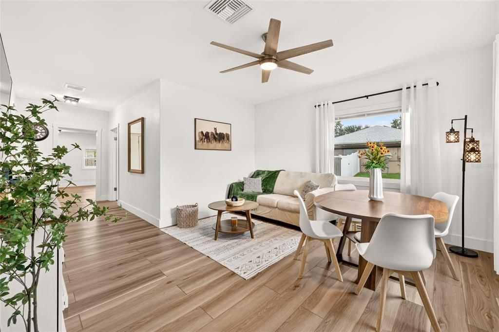For Rent: $1,650 (2 beds, 2 baths, 1101 Square Feet)