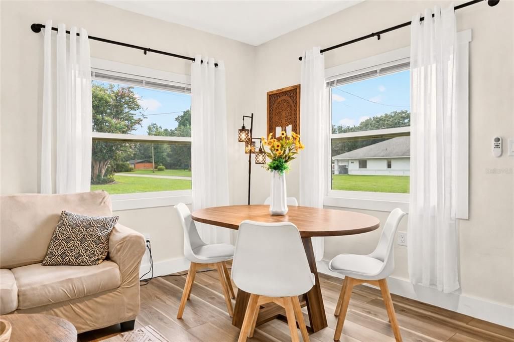 For Rent: $1,650 (2 beds, 2 baths, 1101 Square Feet)