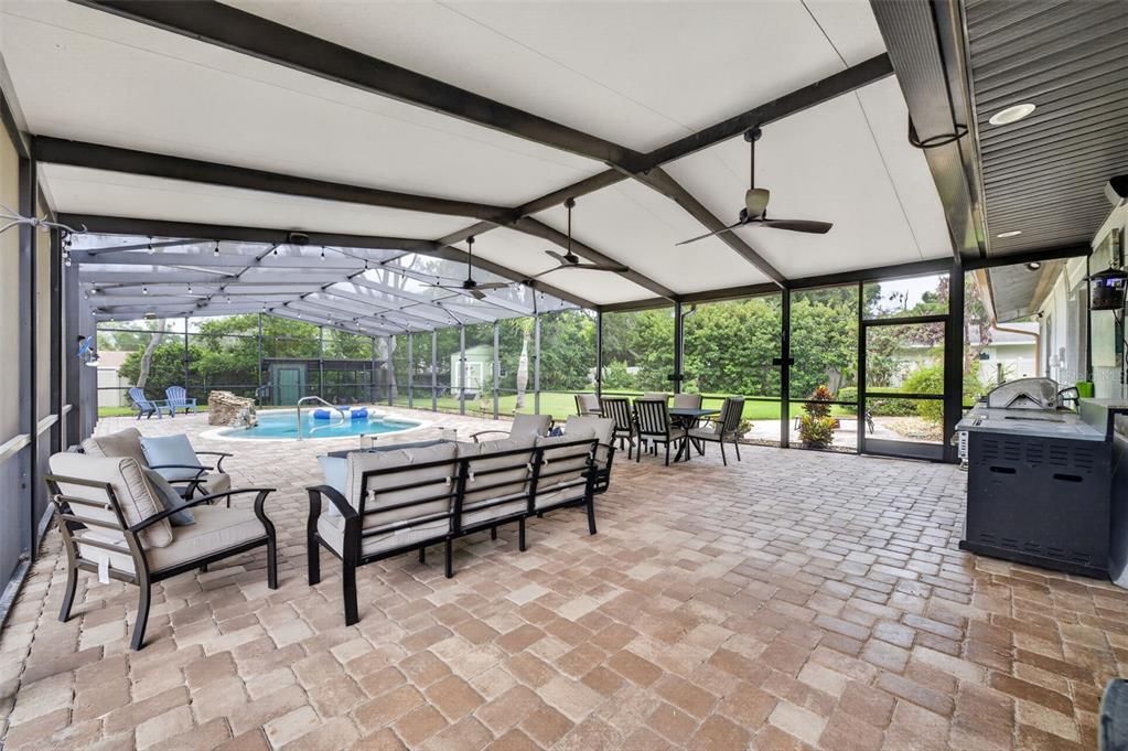 En Venta: $625,000 (3 camas, 2 baños, 2442 Pies cuadrados)