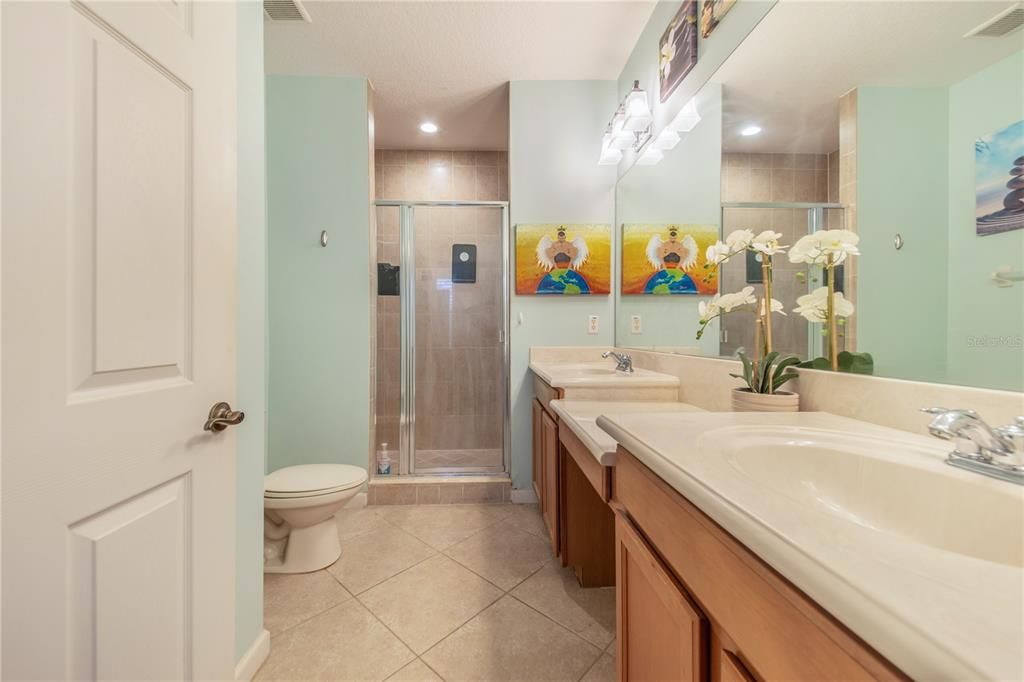 En Venta: $640,000 (3 camas, 2 baños, 1412 Pies cuadrados)