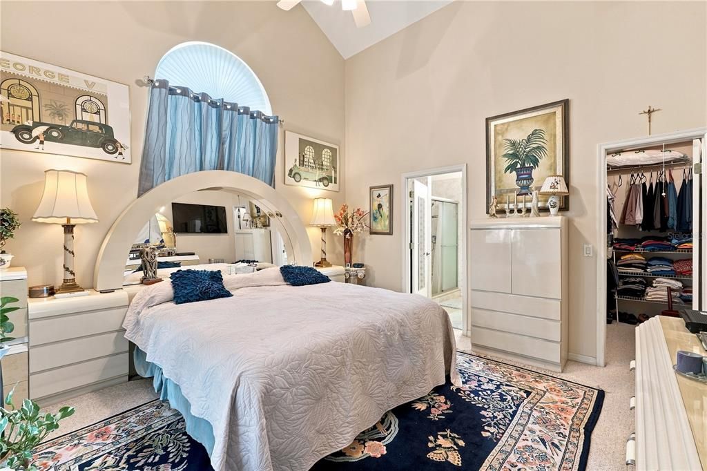 For Sale: $419,900 (2 beds, 2 baths, 1198 Square Feet)