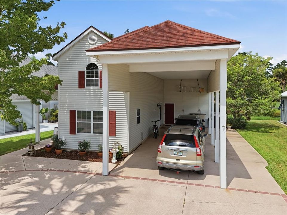 For Sale: $419,900 (2 beds, 2 baths, 1198 Square Feet)