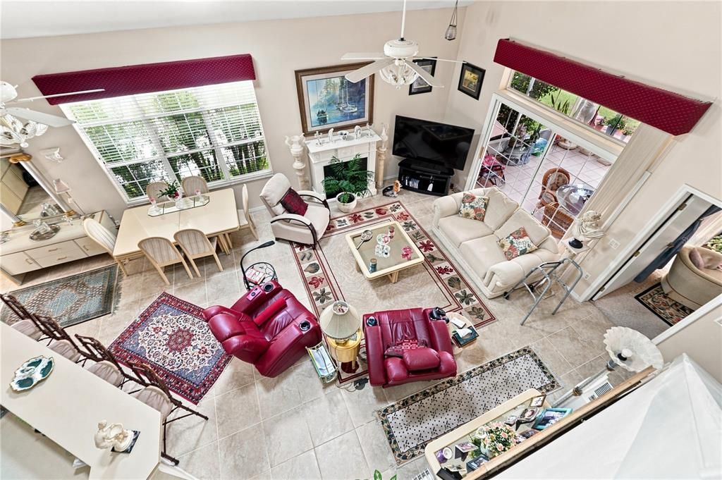 For Sale: $419,900 (2 beds, 2 baths, 1198 Square Feet)