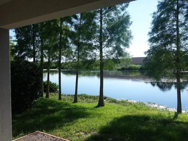 For Rent: $2,600 (4 beds, 2 baths, 2213 Square Feet)
