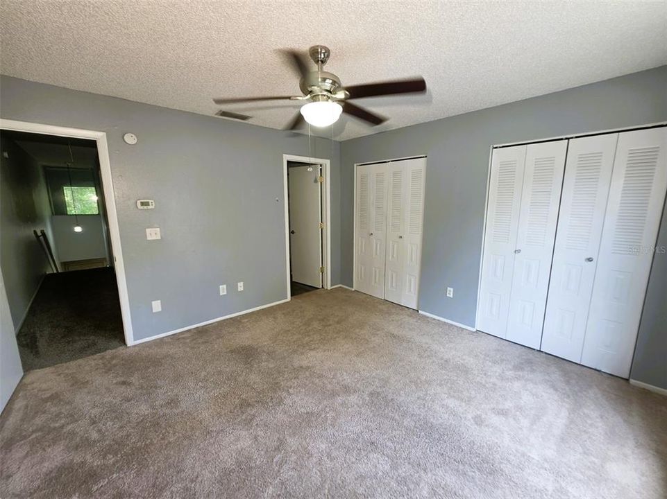 For Sale: $264,900 (3 beds, 3 baths, 1476 Square Feet)