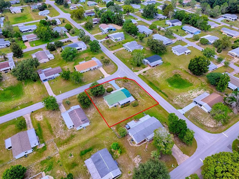 For Sale: $145,000 (2 beds, 2 baths, 1040 Square Feet)