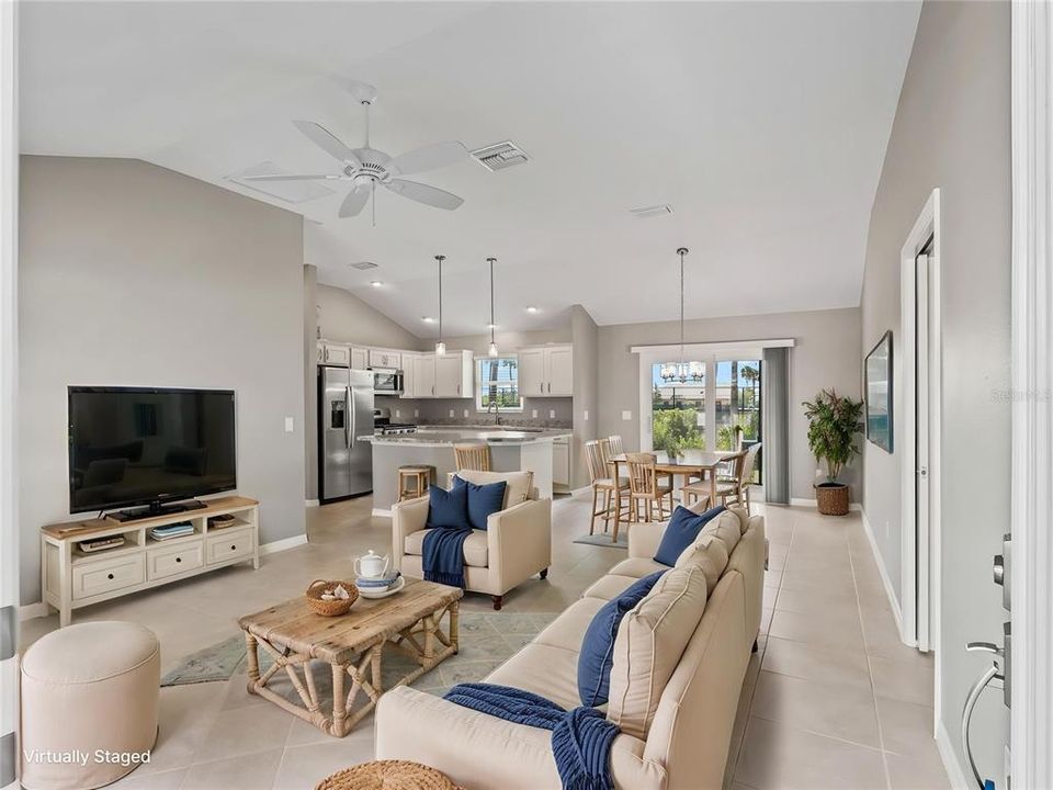 En Venta: $379,900 (3 camas, 2 baños, 1392 Pies cuadrados)
