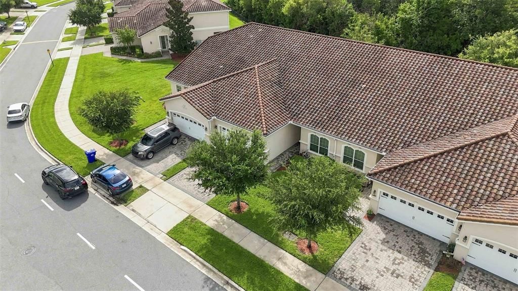 Под контрактом: $349,990 (3 спален, 2 ванн, 1838 Квадратных фут)