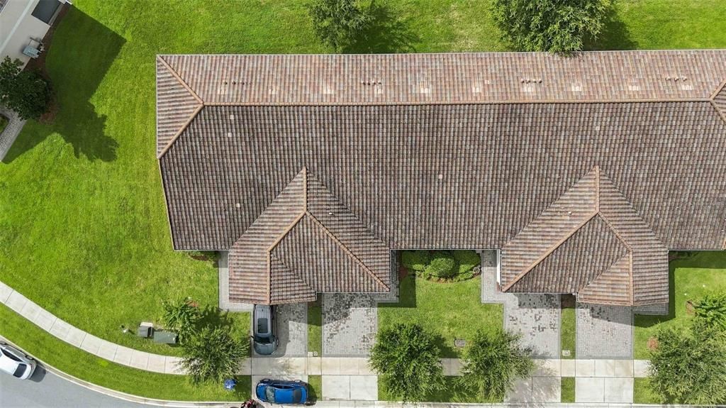 Под контрактом: $349,990 (3 спален, 2 ванн, 1838 Квадратных фут)