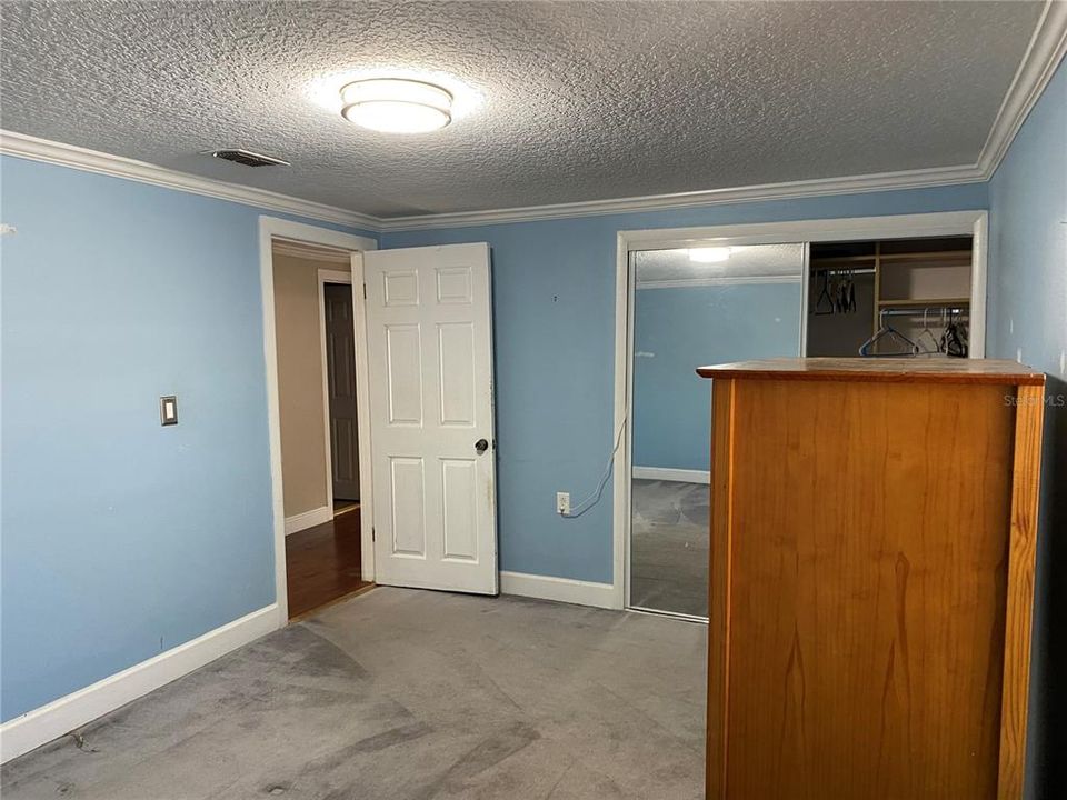 For Rent: $1,695 (3 beds, 1 baths, 1474 Square Feet)