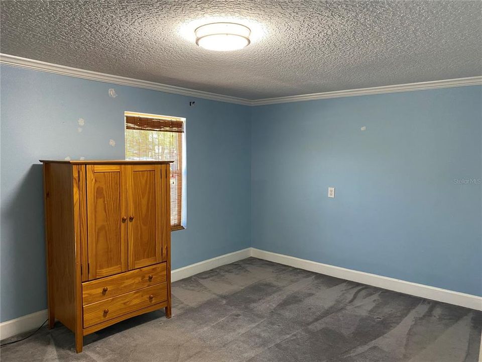 For Rent: $1,695 (3 beds, 1 baths, 1474 Square Feet)