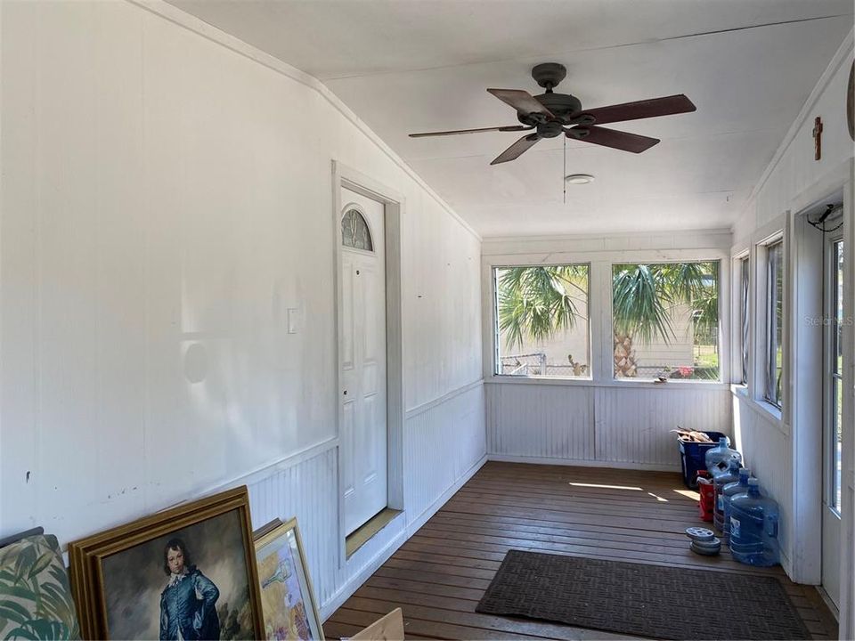 For Rent: $1,695 (3 beds, 1 baths, 1474 Square Feet)