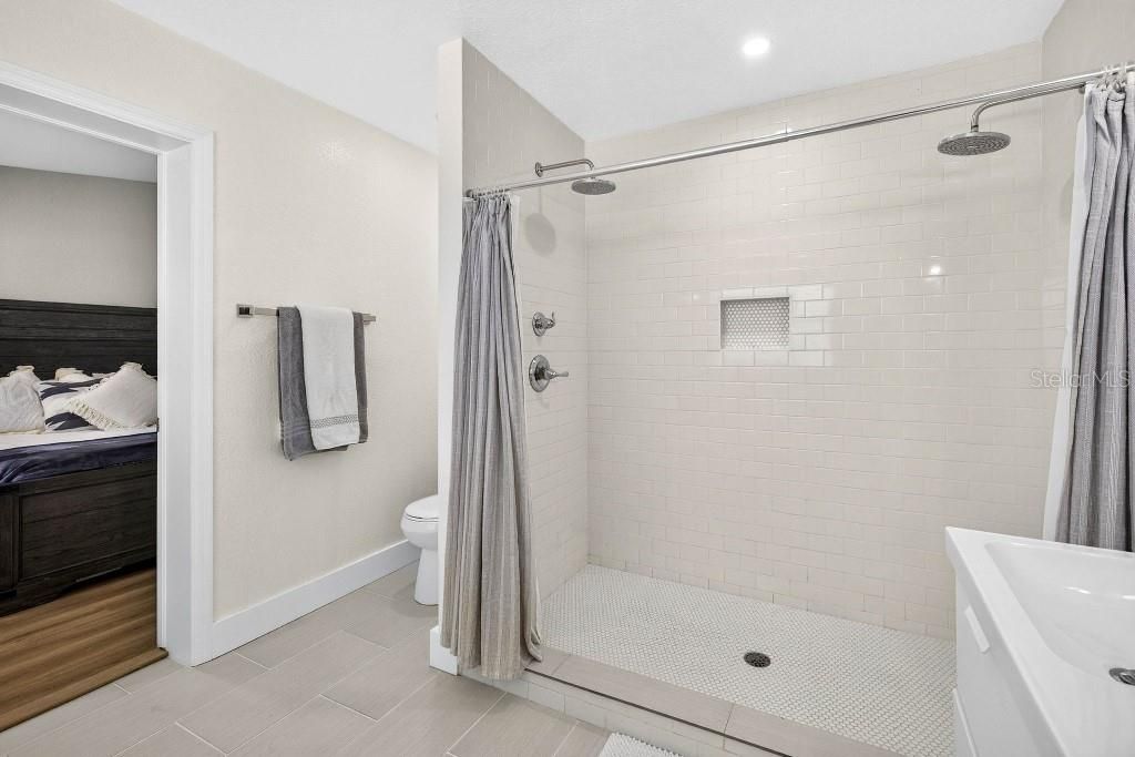 Activo con contrato: $685,000 (3 camas, 3 baños, 1826 Pies cuadrados)